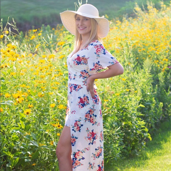 Meet your Posher, Elizabeth - Picture 1 of 1